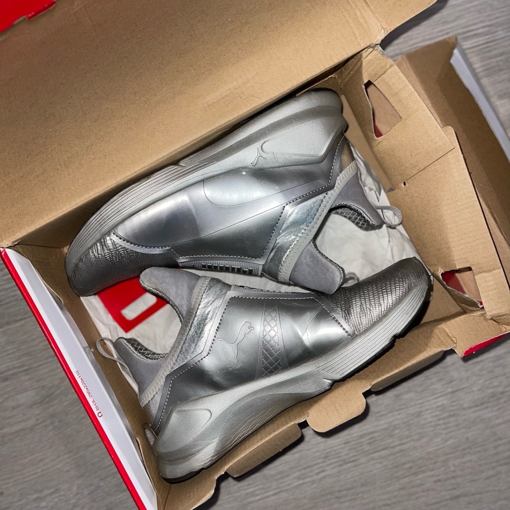 womens puma fierce shoes (Kylie Jenner Style).